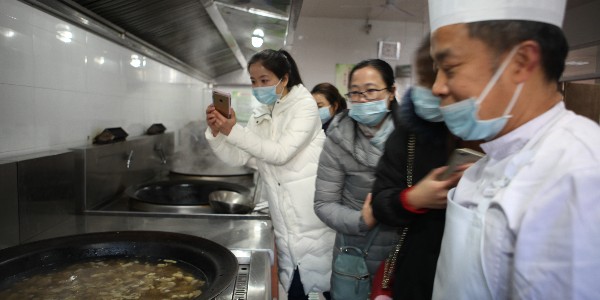 杭州学校厨房工程哪家可以做-做工程专业很重要（宇杰厨具）